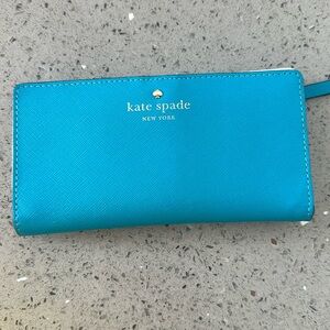 Kate Spade check book wallet 13 card slots